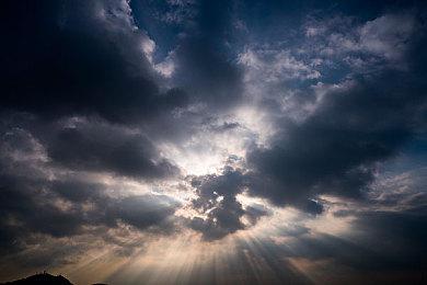 《死亡空间：重制版》前期跟原版很像 但后期会改变